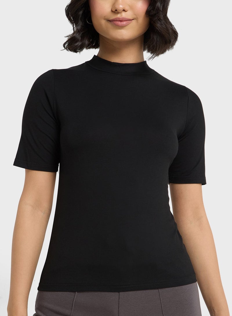 جينجر بيسيكس تيشيرت بياقة عالية - Image 3